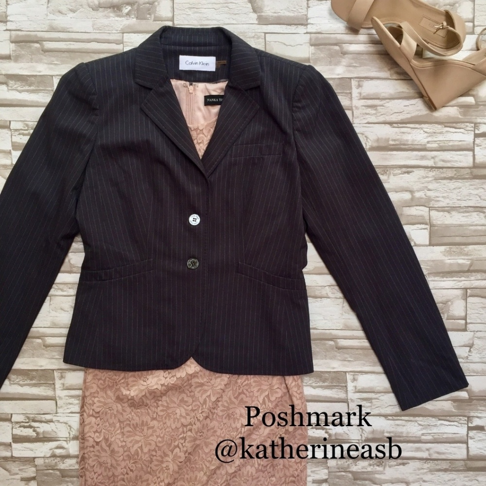 CALVIN KLEIN gray pinstripe blazer
